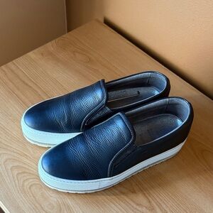 Brunello Cucinelli Navy Blue Leather Slip-On Loafers